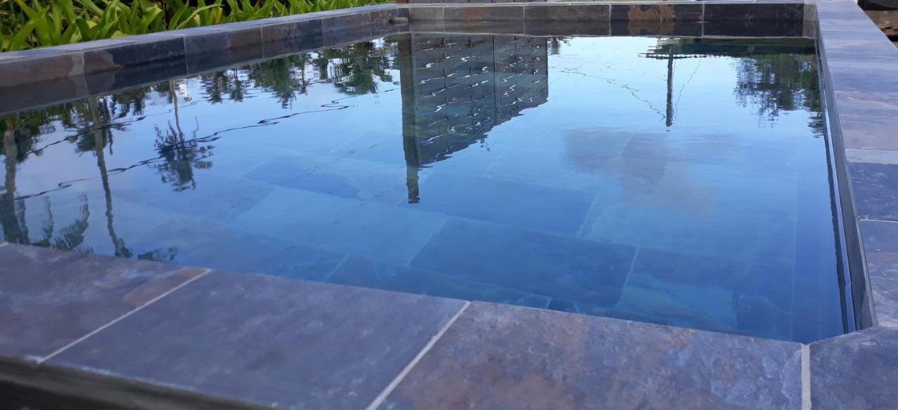 Mara'Ai Le Spot Tubuai Chambre Triple Taahueia Deluxe Sdb Privee Avec Piscine Mataura Buitenkant foto